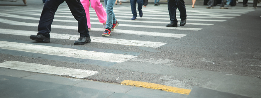 Normas de seguridad vial para peatones (las que de verdad hacen la diferencia)